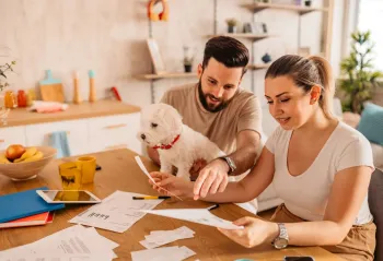 Finding The Best Insurance Plan For Your Dogs | Pet Insurance Quotes | Article Thumbnail